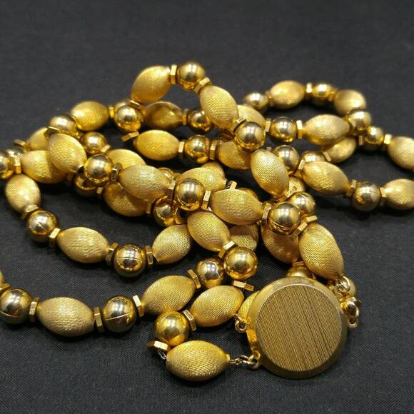 Vintage Gold Plated Double Strand Beaded Necklace, Satin & Smooth Beads 1950s - Picture 5 of 10